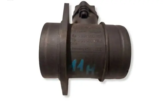 Audi A3 S3 8P Mass air flow meter 0281002531 20262356 03890641B