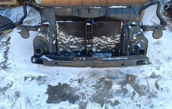 Hyundai Tucson JM Front bodywork piece 
