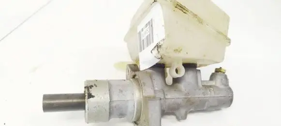 Mercedes-Benz E W210 Master brake cylinder