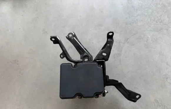 Toyota GT 86 ABS Pump 27536CA002