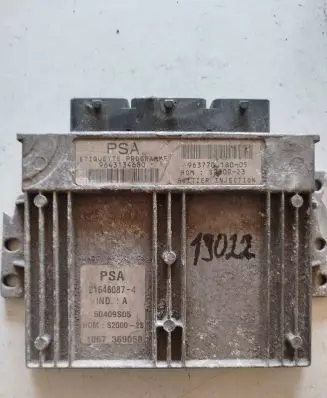Peugeot 206 Engine control unit/module 9643134680