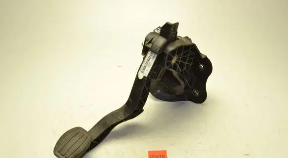 Peugeot Expert Clutch pedal 9833564080 9817949480