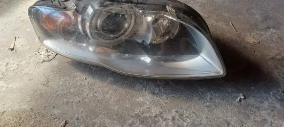 Audi A4 S4 B7 8E 8H Headlight/headlamp 8E0941004AM 0301219272 LE03A6110
