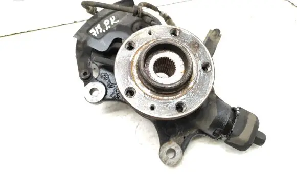 Peugeot Traveller Front wheel hub spindle knuckle 98136419