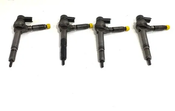 Opel Astra H Fuel injectors set 0445110175