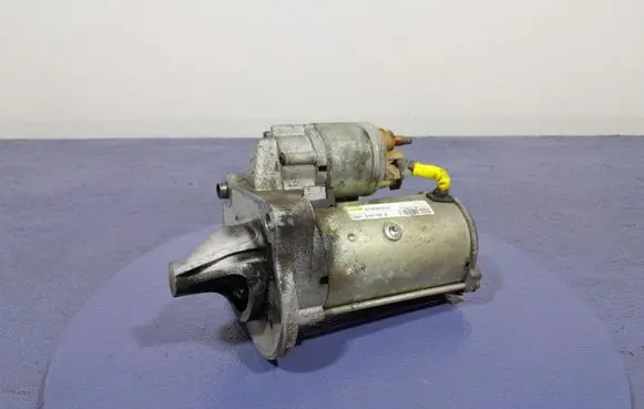 Volvo V50 Starter motor 31296302