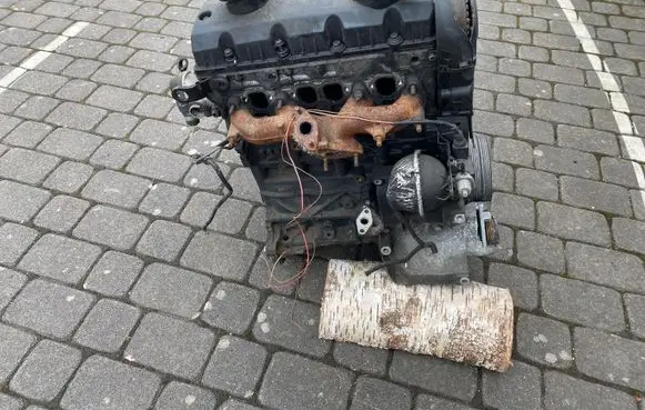 Audi A4 S4 B6 8E 8H Engine BKE 038103469