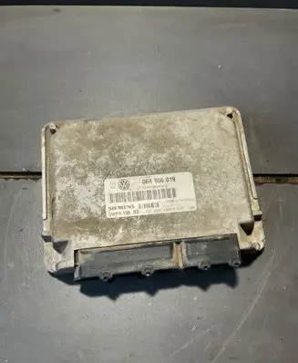 Volkswagen Golf IV Engine control unit/module 06A906019 5WP419003