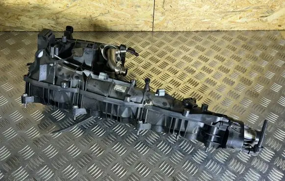 BMW 5 F10 F11 Intake manifold 7800088