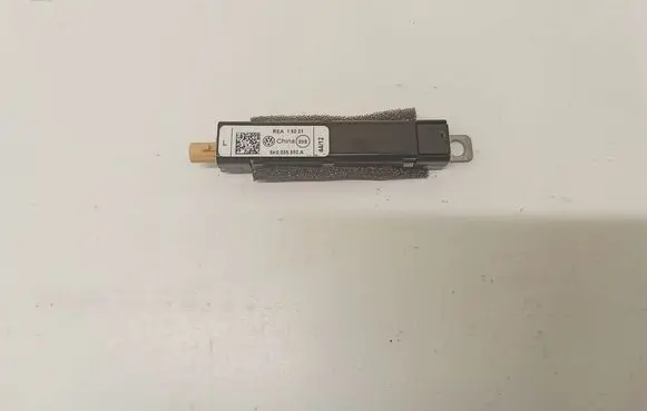 Volkswagen Polo V 6R Aerial antenna amplifier 5K0035552A