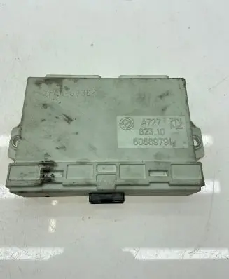 Alfa Romeo 156 Comfort/convenience module 60689791 A727 82310