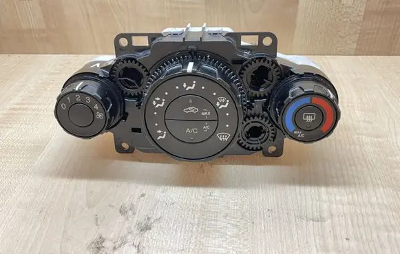 Ford Fiesta Climate control unit 8A6919980 8A6119980AF 8A6118549