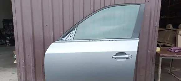 BMW X3 E83 Front door 
