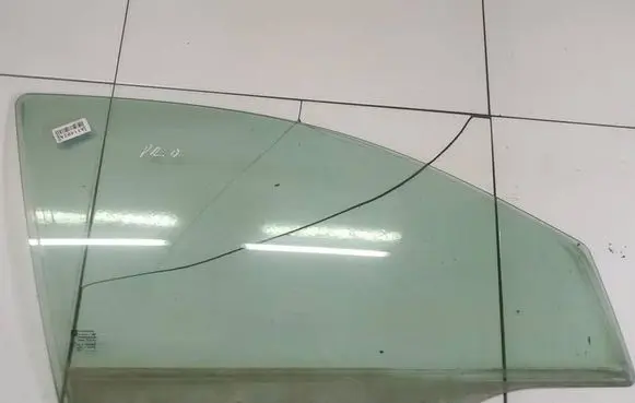 Opel Astra H Front door window glass four-door AS2