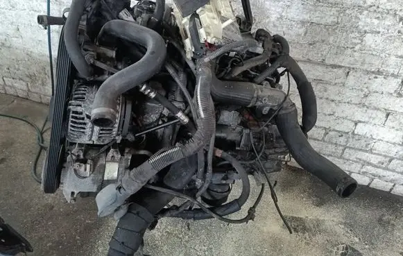 Volvo S60 Engine