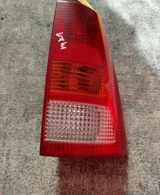 Ford Focus Rear/tail lights XS4X13N004 0374D