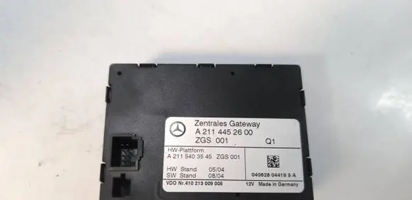 Mercedes-Benz E W211 Gateway control module A2114452600 A2115403545