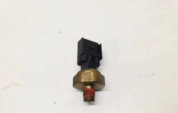 Alfa Romeo Giulia Oil pressure sensor 670051651 5149062AB