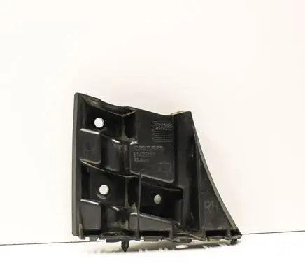 Volvo V40 Front bumper mounting bracket 31425111