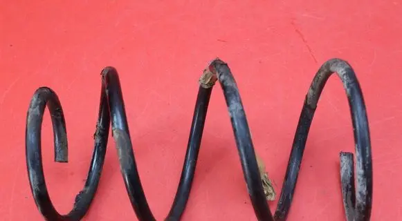 Toyota Corolla Verso E121 Front coil spring
