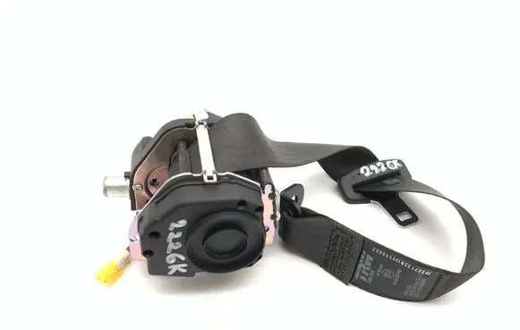 Maserati Quattroporte Rear seatbelt 0403049