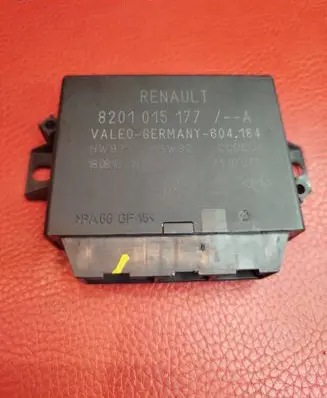 Renault Master III Parking PDC control unit/module 8201015177