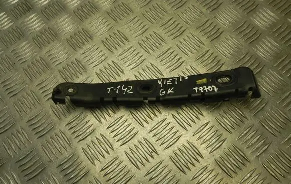 Skoda Yeti (5L) Front bumper mounting bracket 5L6807393 T7707