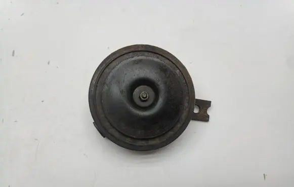 Hyundai i30 Horn signal 28R000033