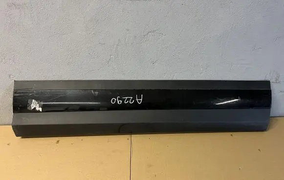 Land Rover Range Rover Evoque L551 Front door trim (molding) K8D2-21064-A