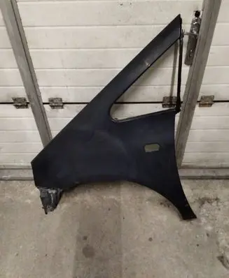 Seat Alhambra (Mk1) Fender