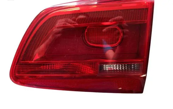 Volkswagen Touran II Tailgate rear/tail lights 1T0945094A