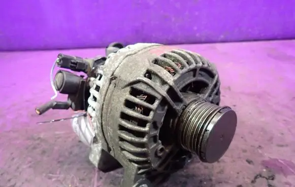 Citroen Xsara Picasso Generator/alternator 