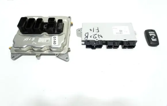 BMW 5 F10 F11 Engine control unit/module 7647312 9282116