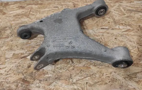 BMW 7 F01 F02 F03 F04 Rear upper control arm/wishbone 6794875