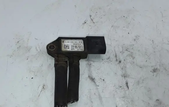 Audi A3 S3 8P Exhaust gas pressure sensor 0281006083 059906051C