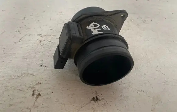 Mercedes-Benz B W245 Mass air flow meter A0000943348 1525A001 5WK97026