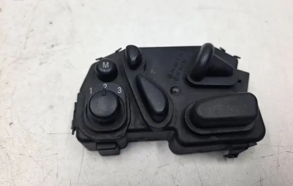 Mercedes-Benz C W203 Seat control switch A2038207310 2038207310