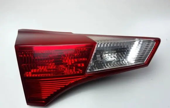 Toyota RAV 4 (XA40) Tailgate rear/tail lights ICHIKOH4258