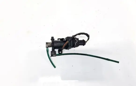 Mercedes-Benz C W202 Turbo solenoid valve a2028000178