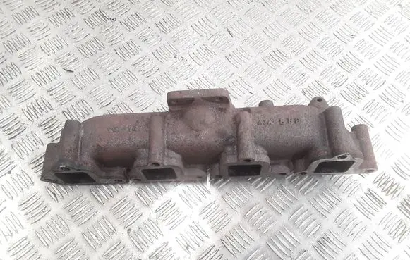 KIA Carnival Exhaust manifold