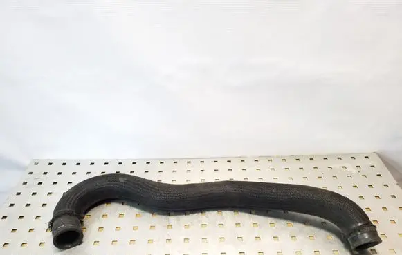 Chrysler 300 - 300C Engine coolant pipe/hose