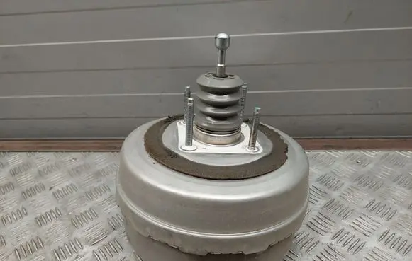 Chrysler Pacifica Brake booster P04581680AE 04581680AE