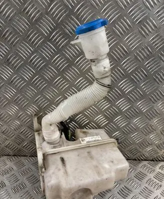 Volkswagen PASSAT B8 Windshield washer fluid reservoir/tank 3Q0955448A
