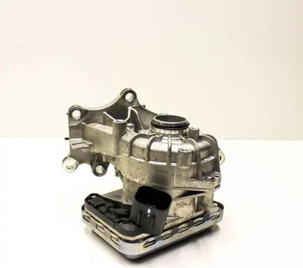 Renault Austral Water pump 210100445R