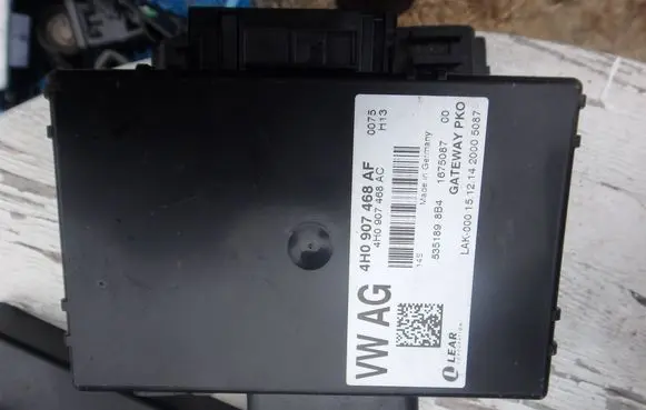 Audi A8 S8 D4 4H Gateway control module 4H0907468AF