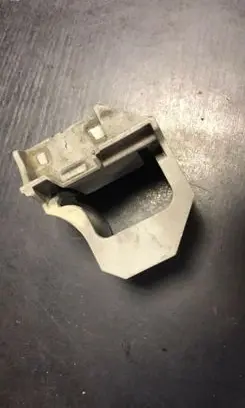 BMW 1 E81 E87 Radiator mount bracket 7807186