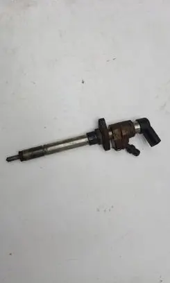 Peugeot 407 Fuel injector 9647247280