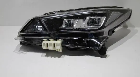 Nissan Leaf II (ZE1) Headlight/headlamp