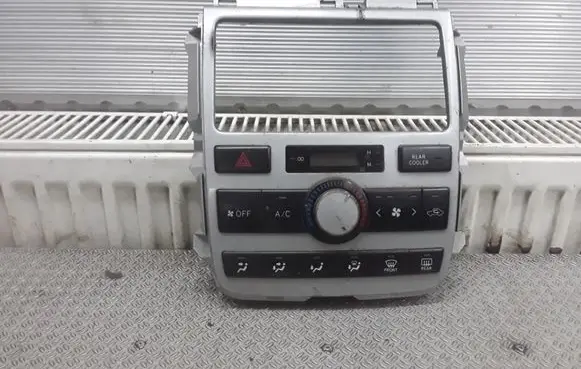 Toyota Avensis Verso Climate control unit 5590044280