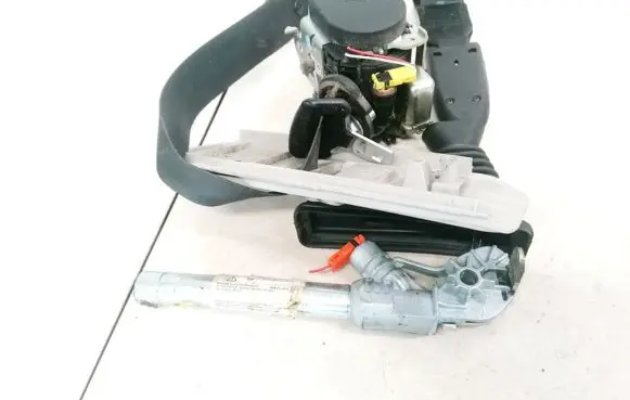 Nissan Qashqai Front seatbelt 86884JD000 E9047136